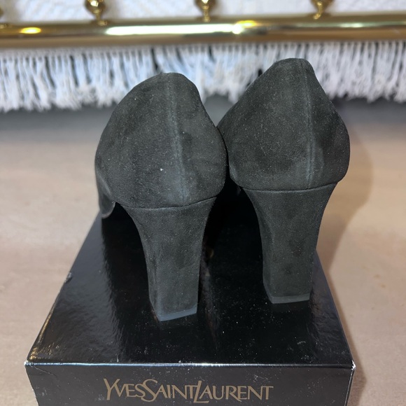 Yves Saint Laurent Classic Black Heels - Picture 3 of 5